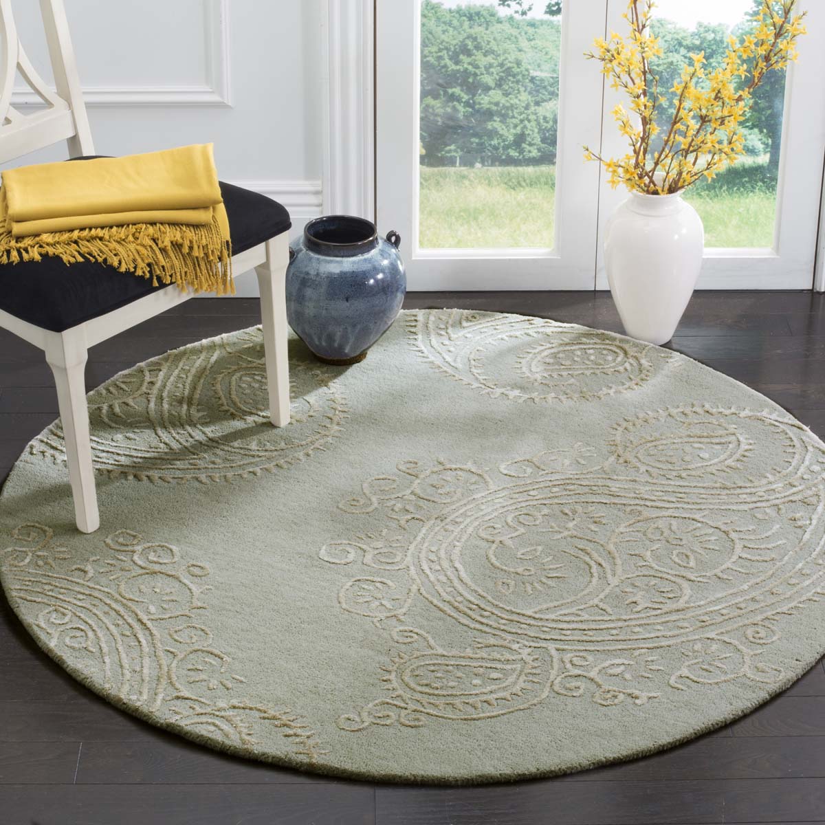 Safavieh Bella 153 Rug, BEL153 - Silver / Beige