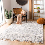 Safavieh Berber Fringe Shag 611 Rug, BFG611 - Cream / Grey