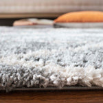 Safavieh Berber Fringe Shag 628 Rug, BFG628 - Grey / Cream