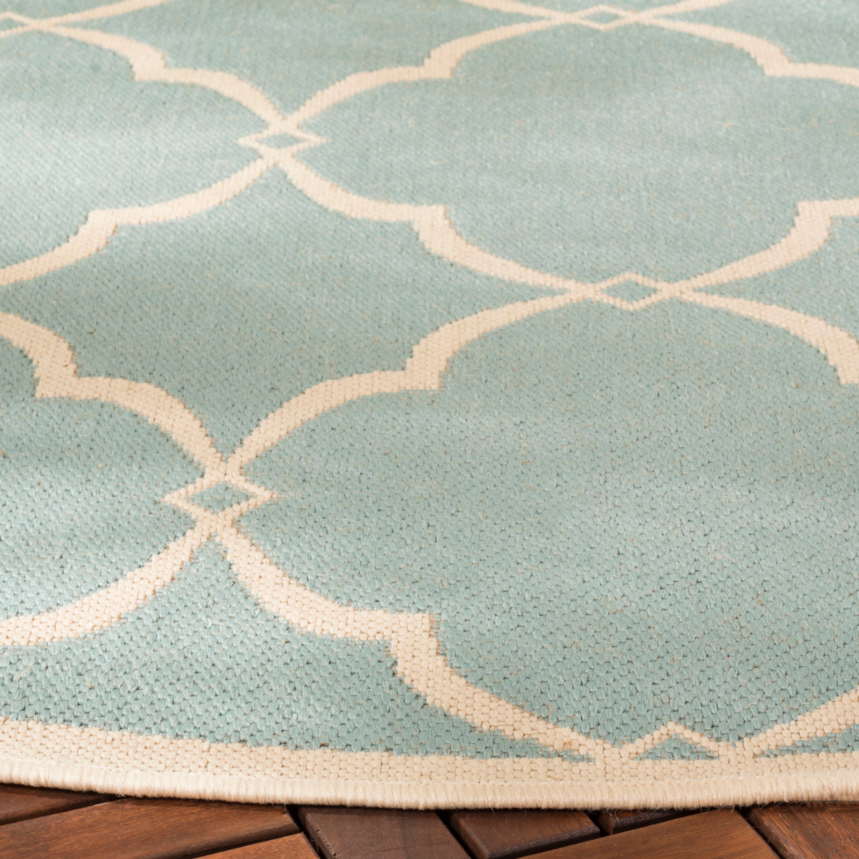 Safavieh Beach House 125 Rug, BHS125 - Aqua / Cream