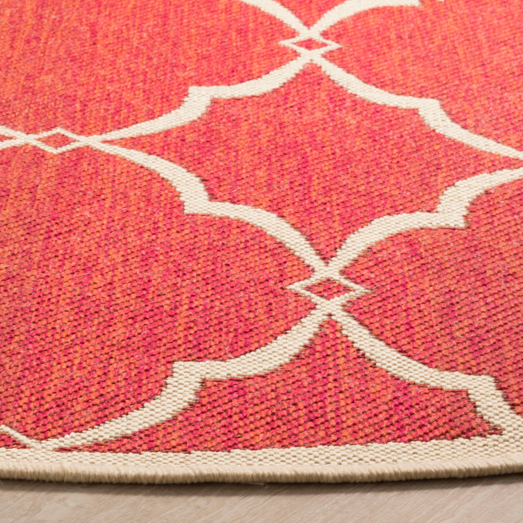Safavieh Beach House 125 Rug, BHS125 - Red / Creme