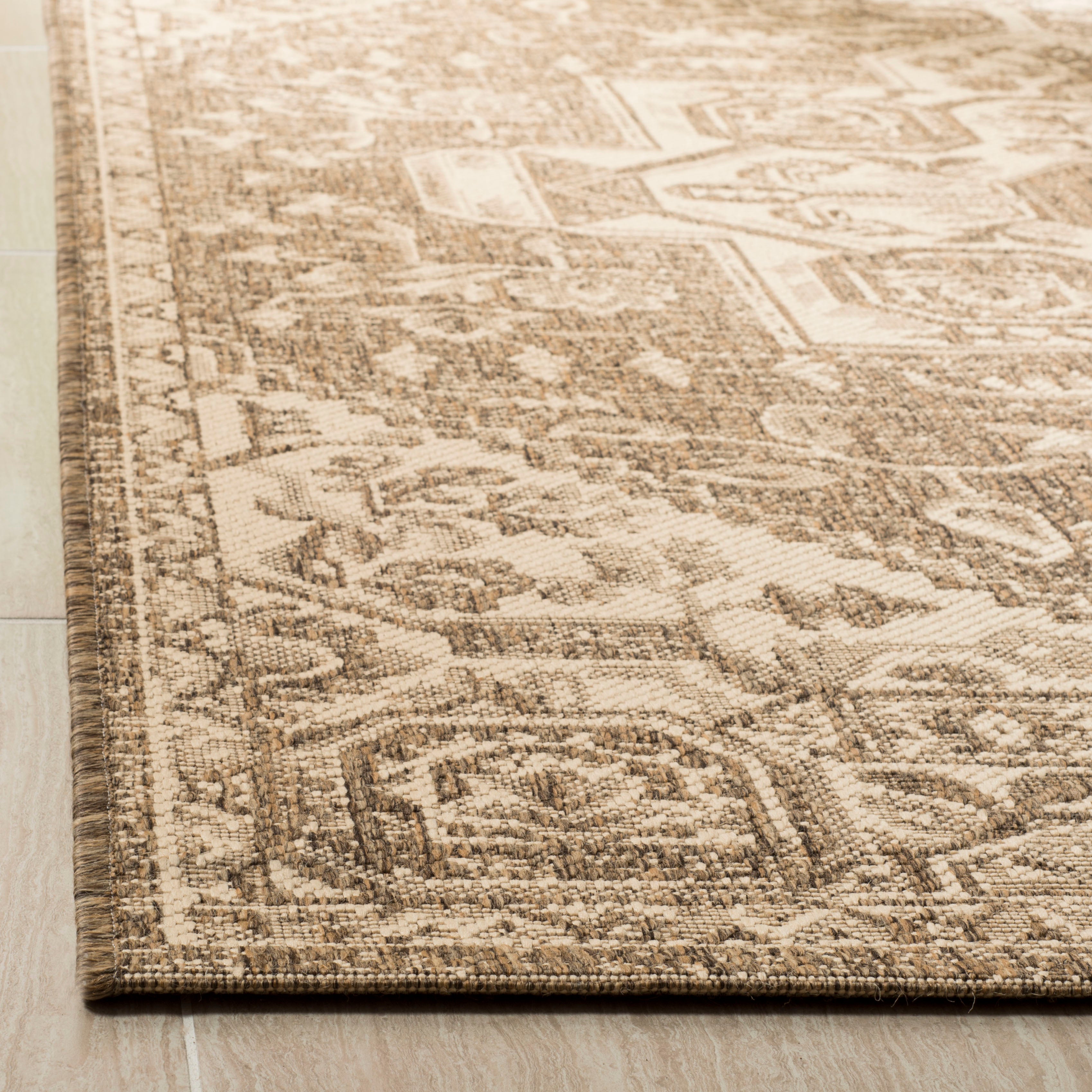 Safavieh Beach House 138 Rug, BHS138 - Cream / Beige