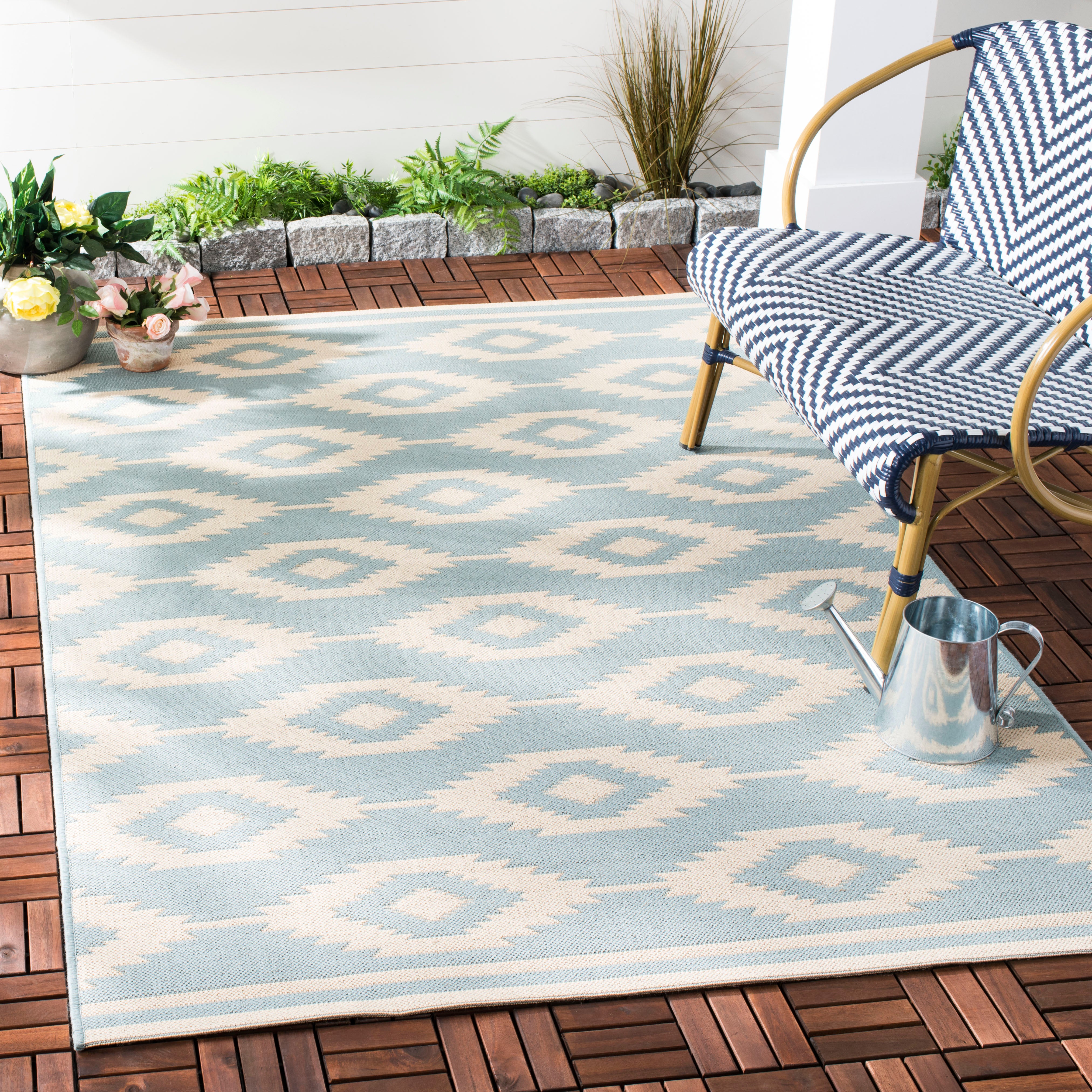 Safavieh Beach House 171 Rug, BHS171 - Cream / Aqua