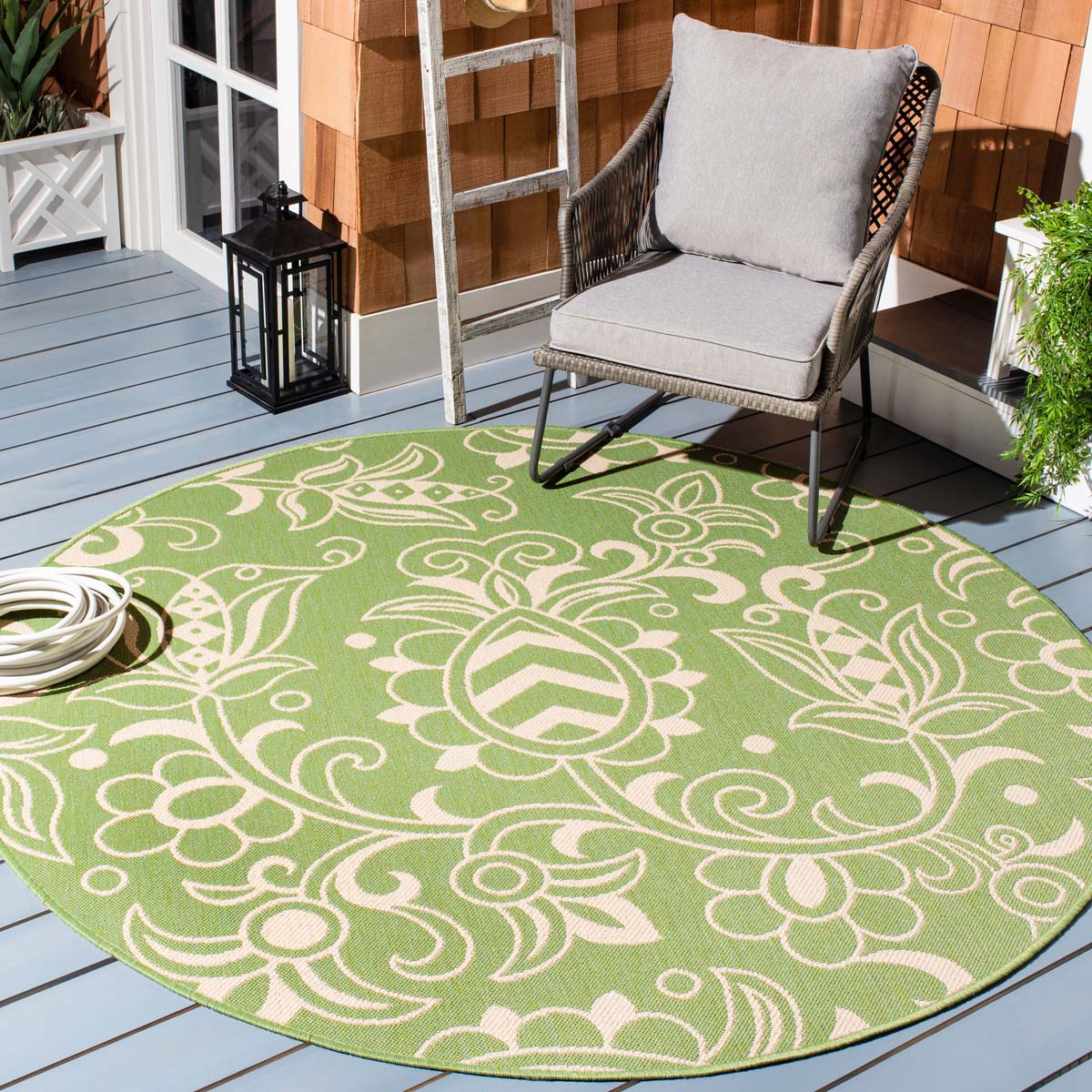 Safavieh Beach House 246 Rug, BHS246 - Green / Beige