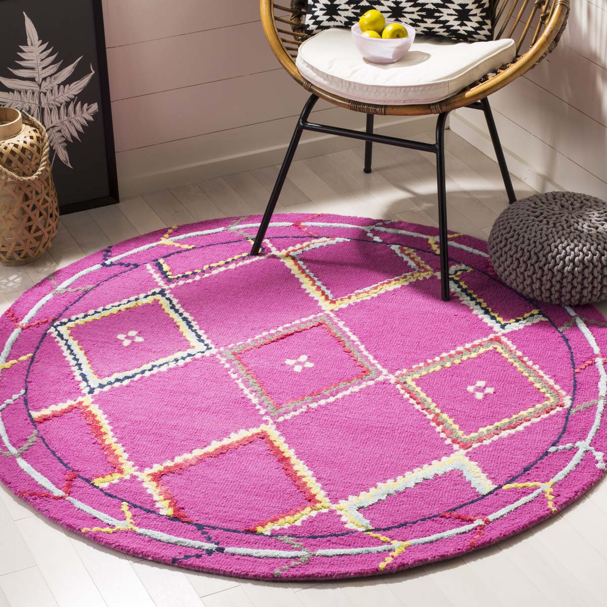 Safavieh Bellagio 563 Rug, BLG563 - Fuchsia / Multi