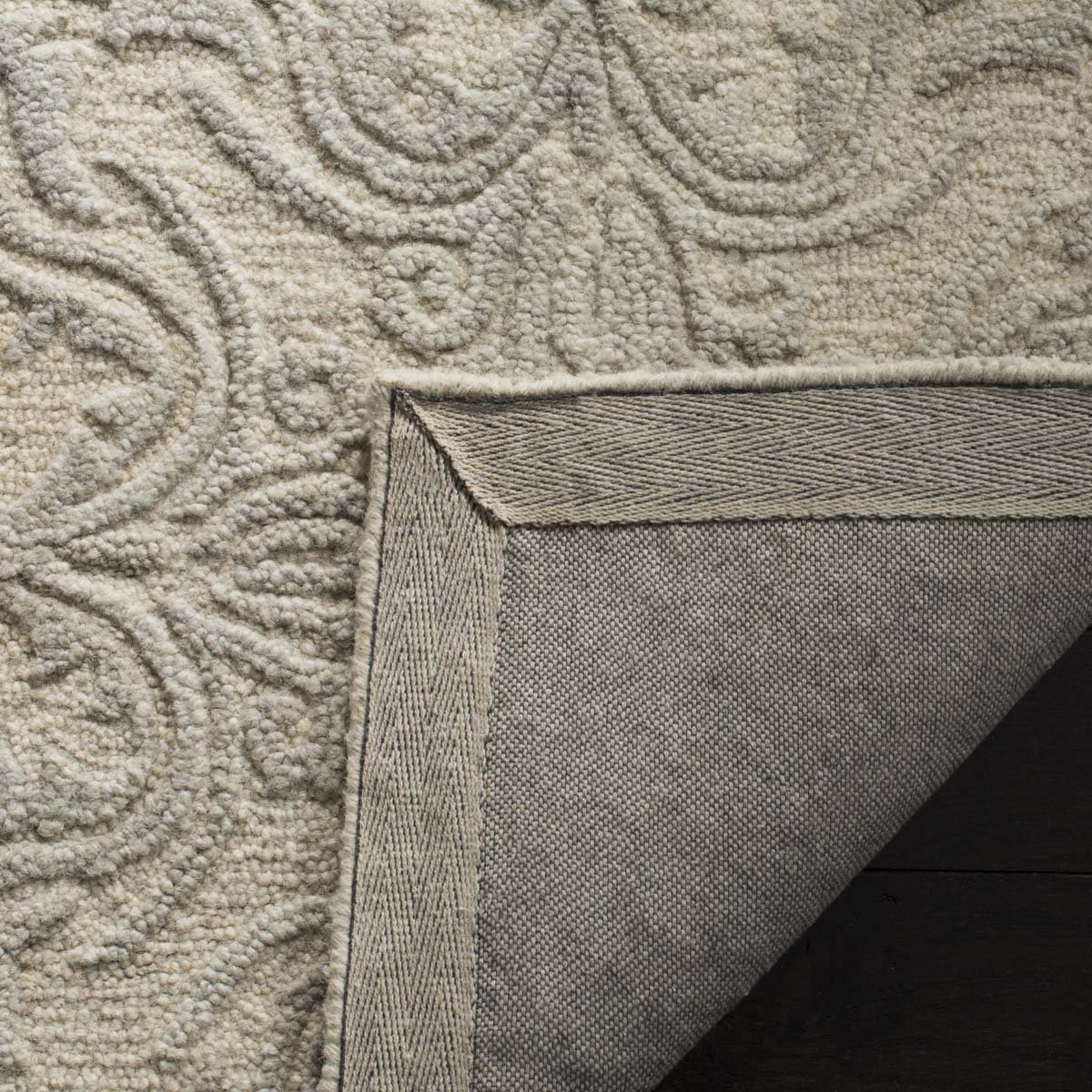 Safavieh Blossom 103 Rug, BLM103 - Ivory / Grey