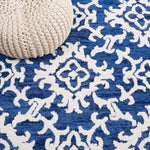 Safavieh Blossom 104 Rug, BLM104 - Navy / Ivory