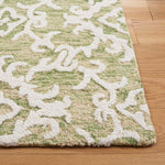 Safavieh Blossom 104 Rug, BLM104 - Light Green / Ivory