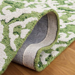 Safavieh Blossom 104 Rug, BLM104 - Green / Ivory