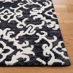 Safavieh Blossom 104 Rug, BLM104 - Black / Ivory