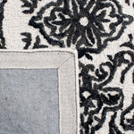 Safavieh Blossom 112 Rug, BLM112 - Ivory / Black