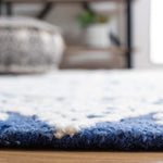 Safavieh Blossom 112 Rug, BLM112 - Navy / Ivory