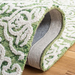 Safavieh Blossom 112 Rug, BLM112 - Green / Ivory