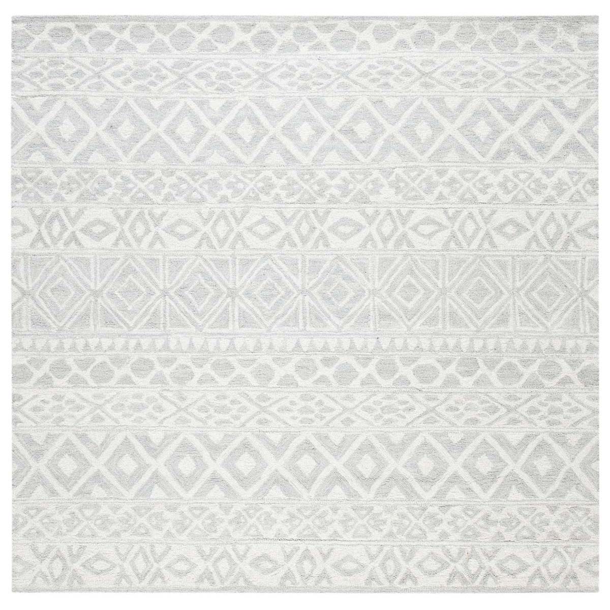 Safavieh Blossom 113 Rug, BLM113 - Silver / Ivory