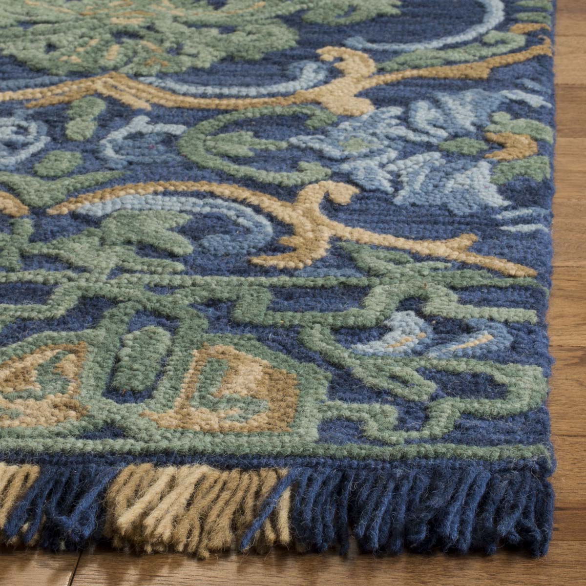 Safavieh Blossom 422 Rug, BLM422 - Navy / Green