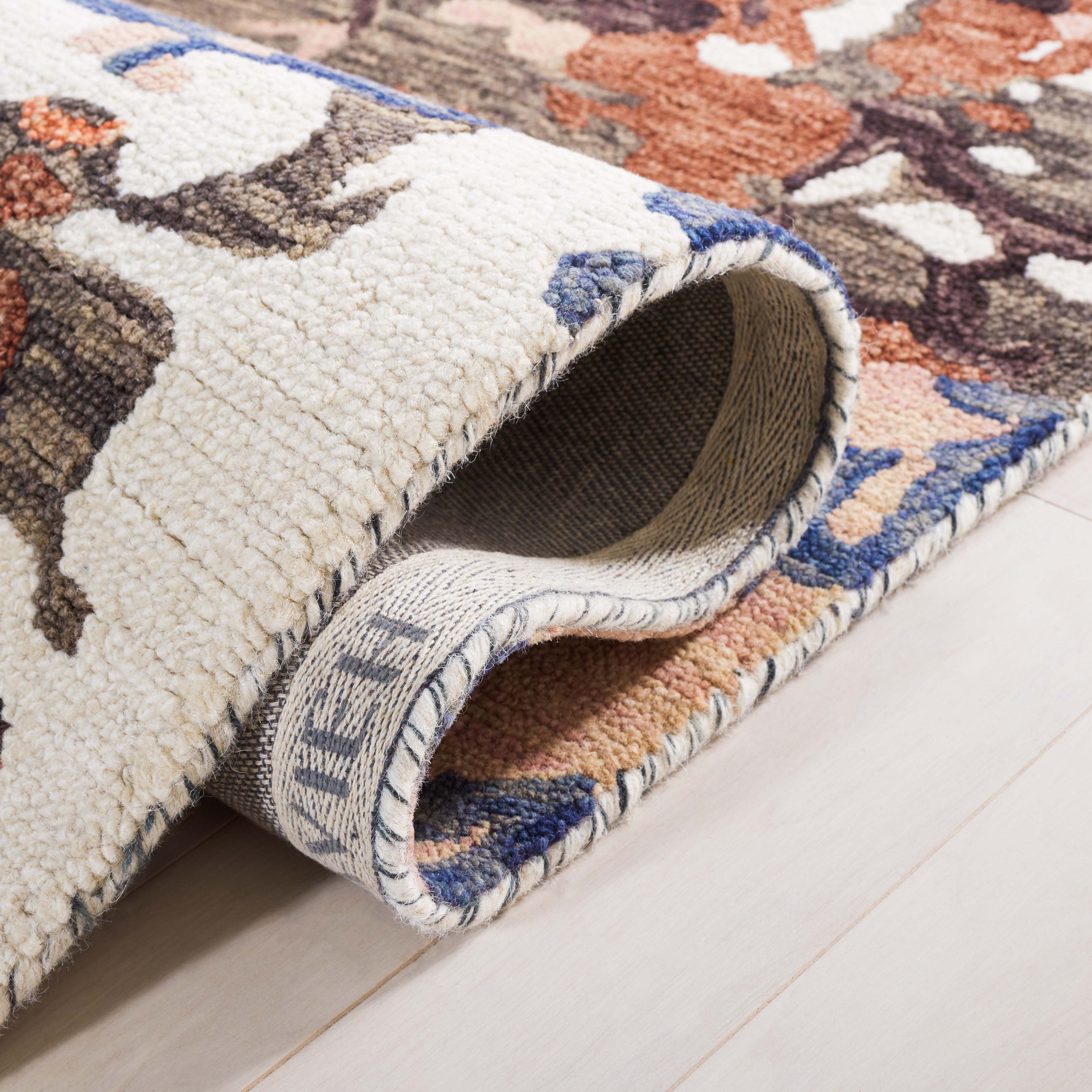 Safavieh Blossom 460 Rug, BLM460 - Pink / Ivory