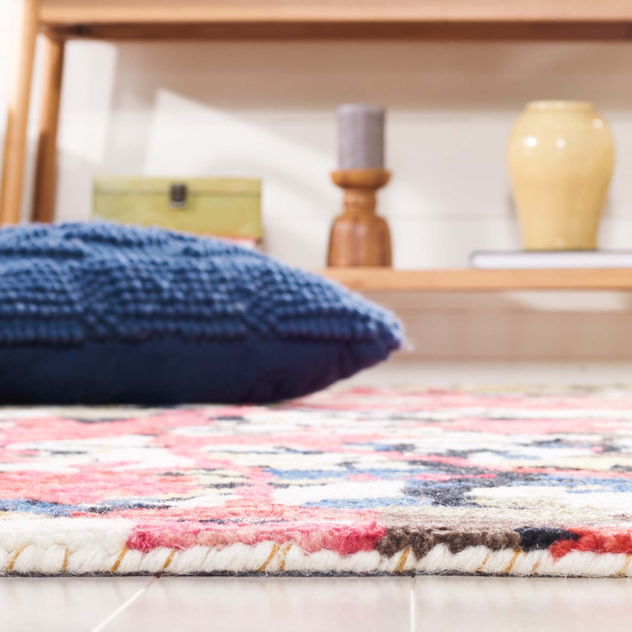 Safavieh Blossom 460 Rug, BLM460 - Green / Ivory