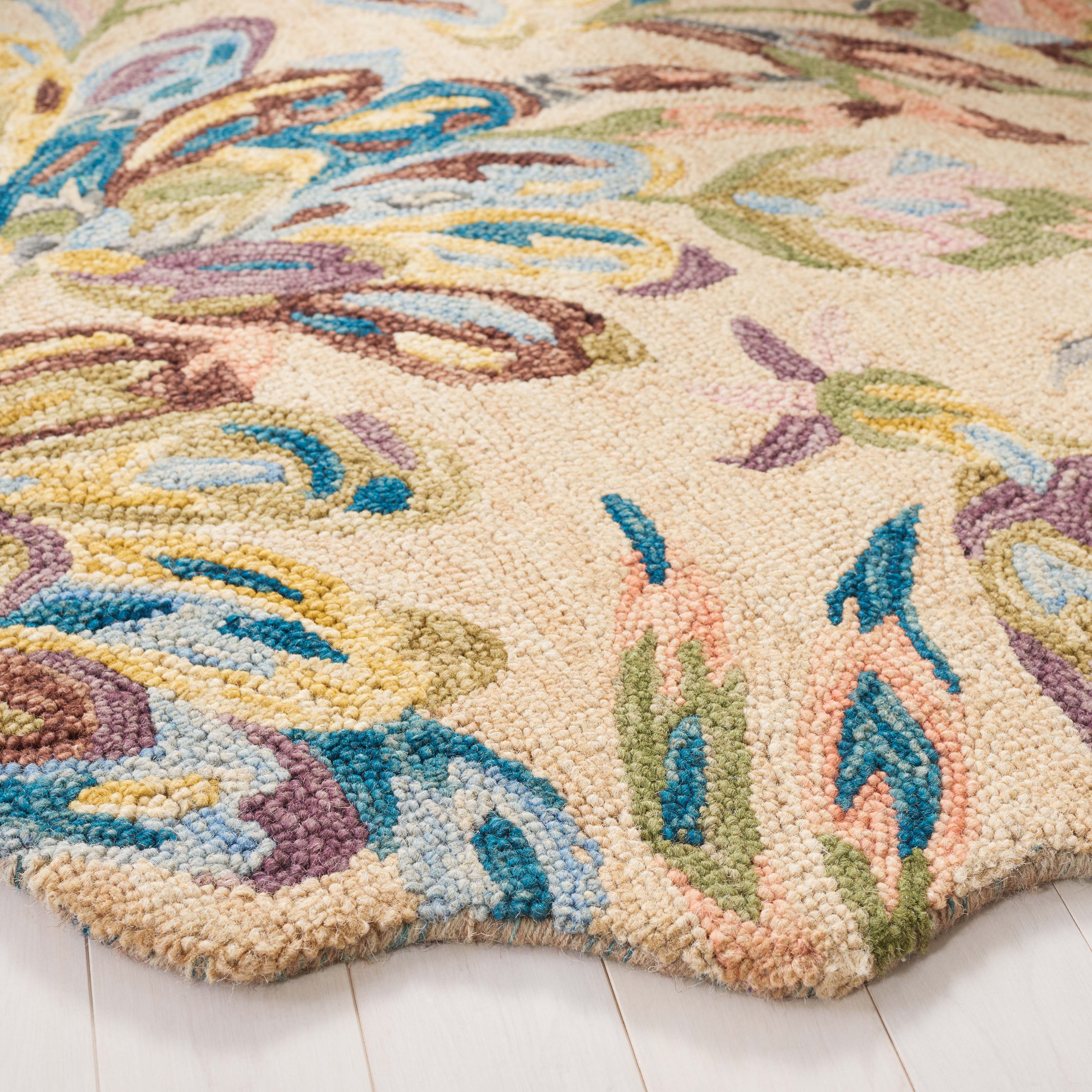 Safavieh Blossom 462 Rug, BLM462 - Beige / Purple