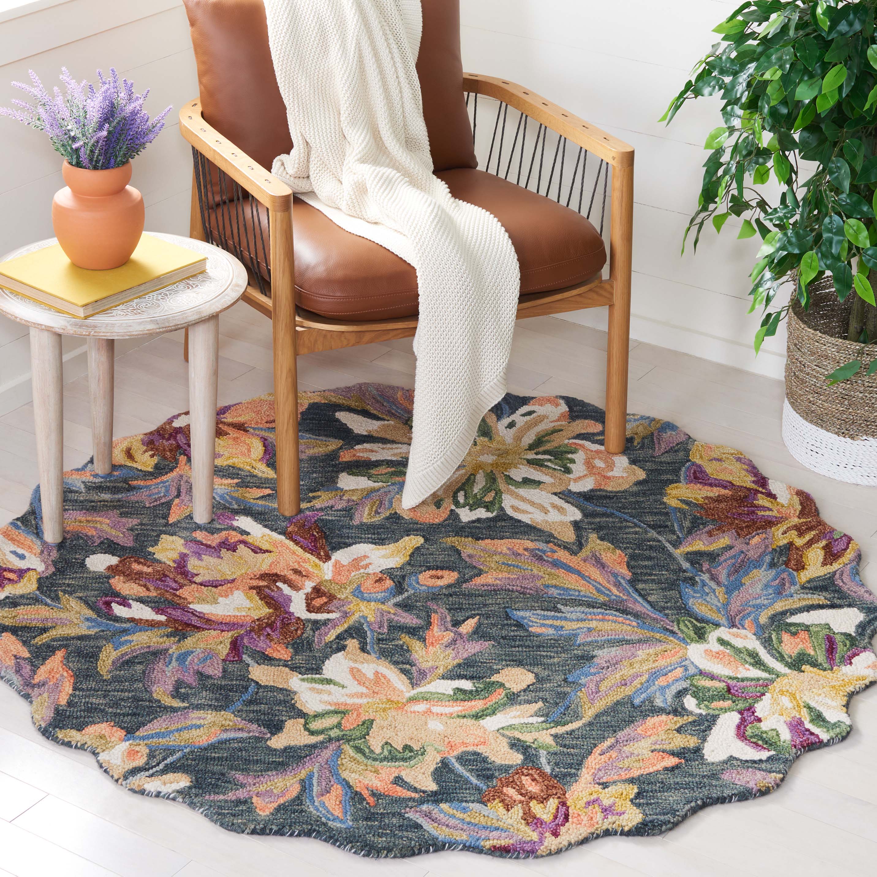 Safavieh Blossom 467 Rug, BLM467 - Grey / Violet