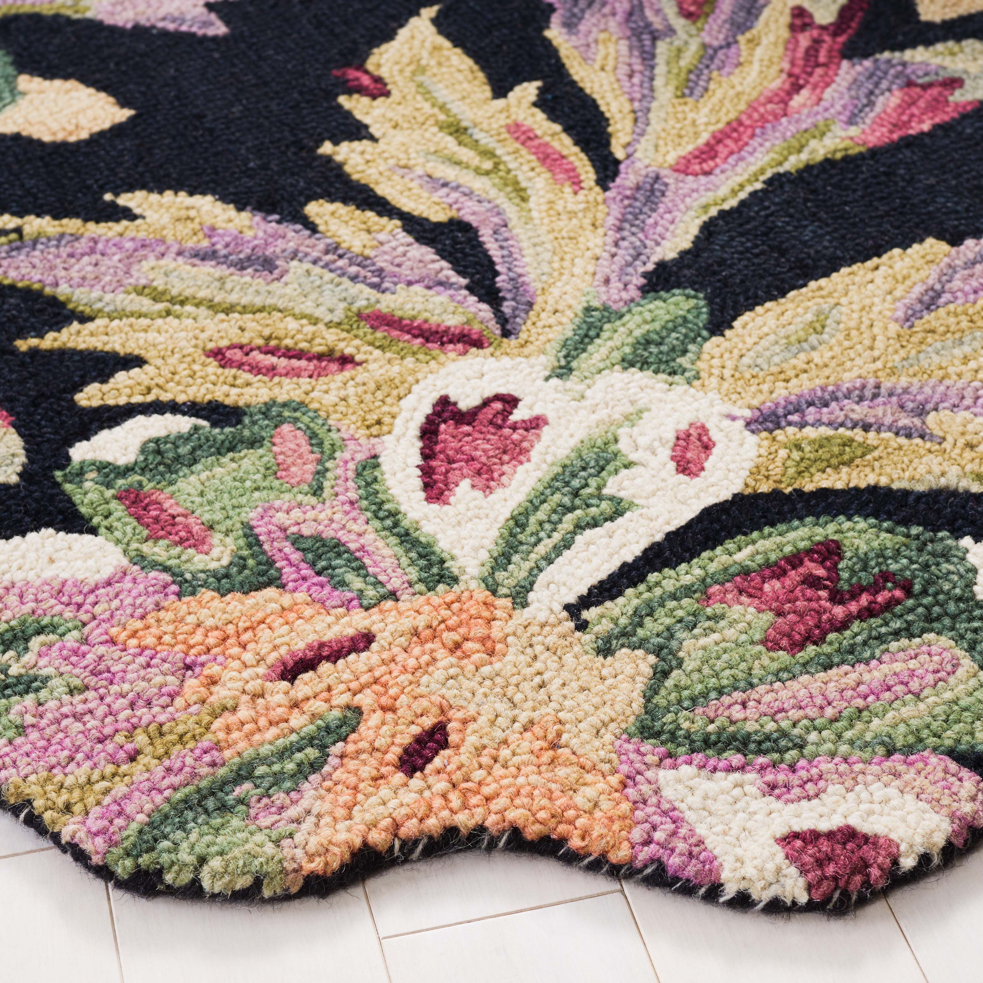 Safavieh Blossom 467 Rug, BLM467 - Black / Plum