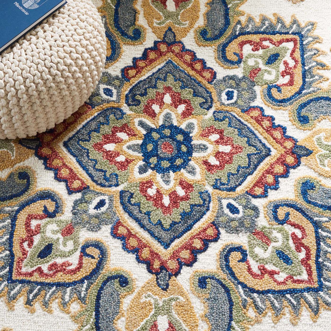 Safavieh Blossom 561 Rug, BLM561 - Ivory / Green