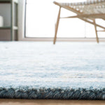Safavieh Blossom 607 Rug, BLM607 - Blue / Ivory