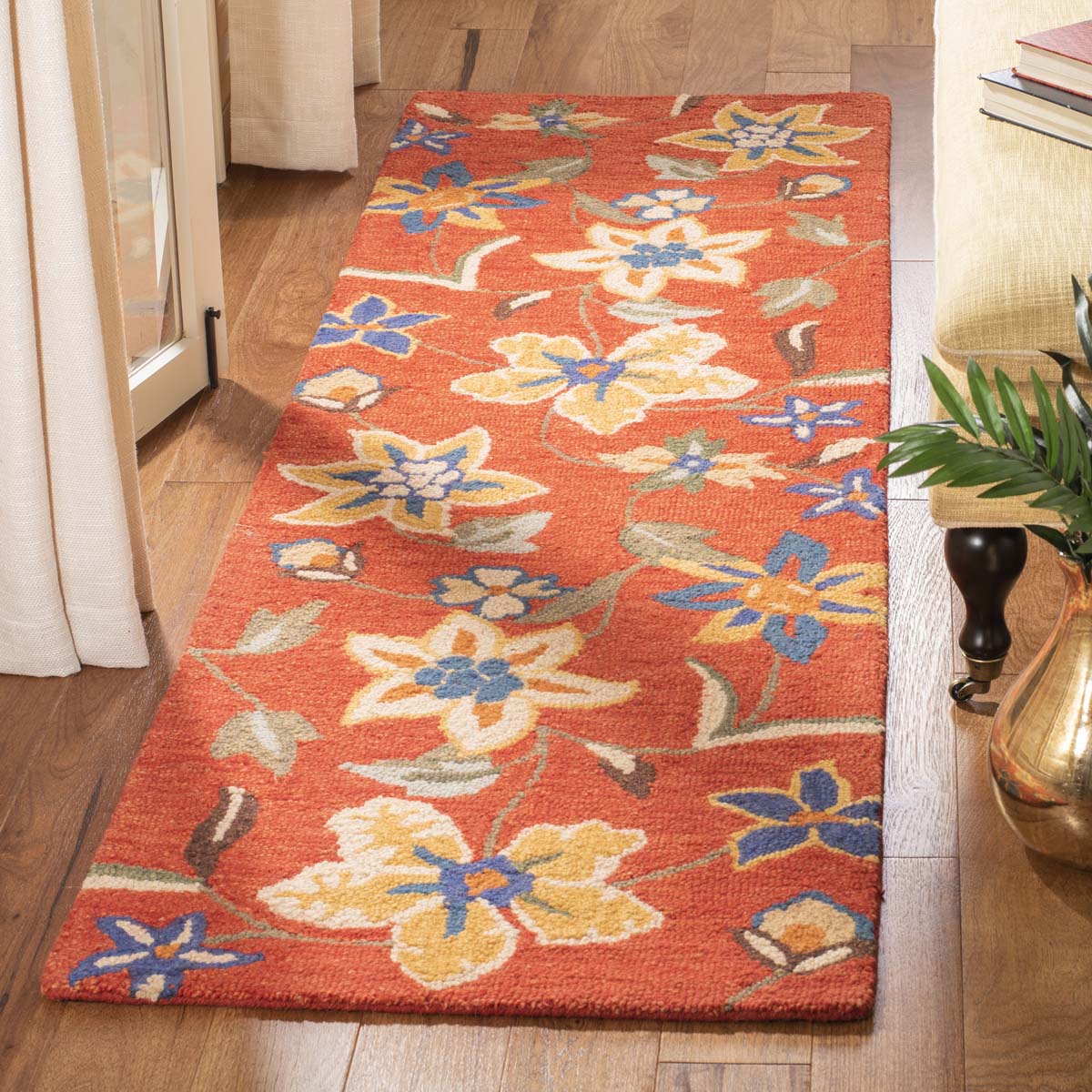 Safavieh Blossom 673 Rug, BLM673 - Rust / Multi