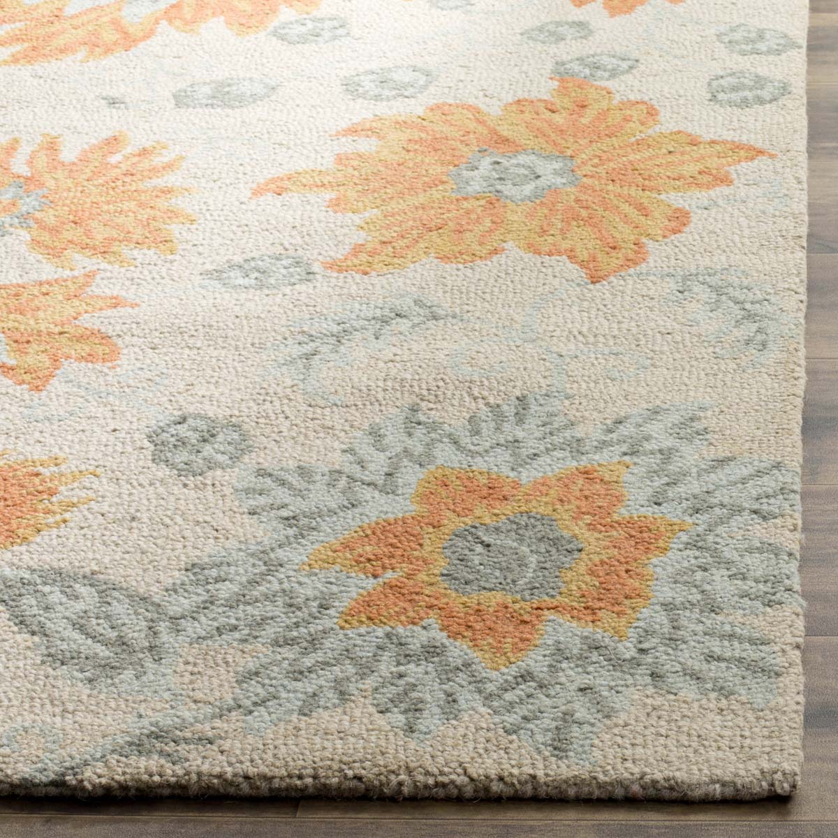 Safavieh Blossom 865 Rug, BLM865 - Ivory / Multi