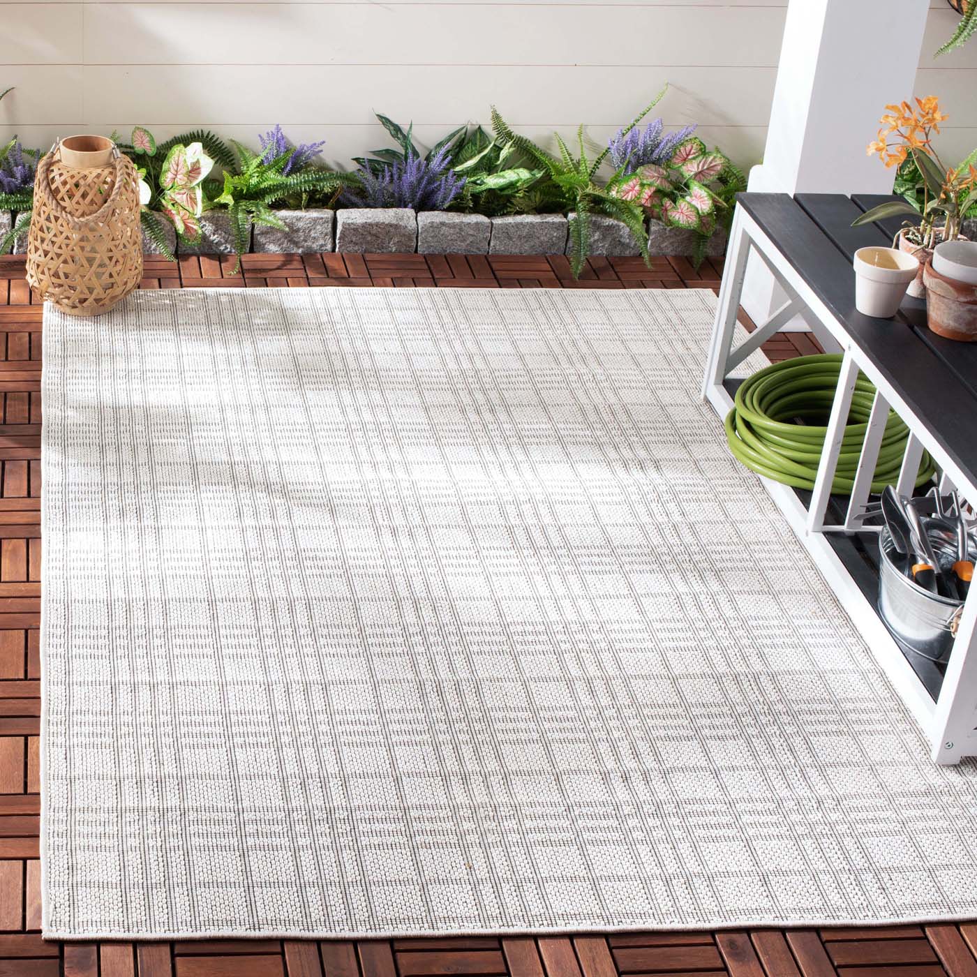 Safavieh Bermuda 802 Rug, BMU802 - Ivory / Light Grey