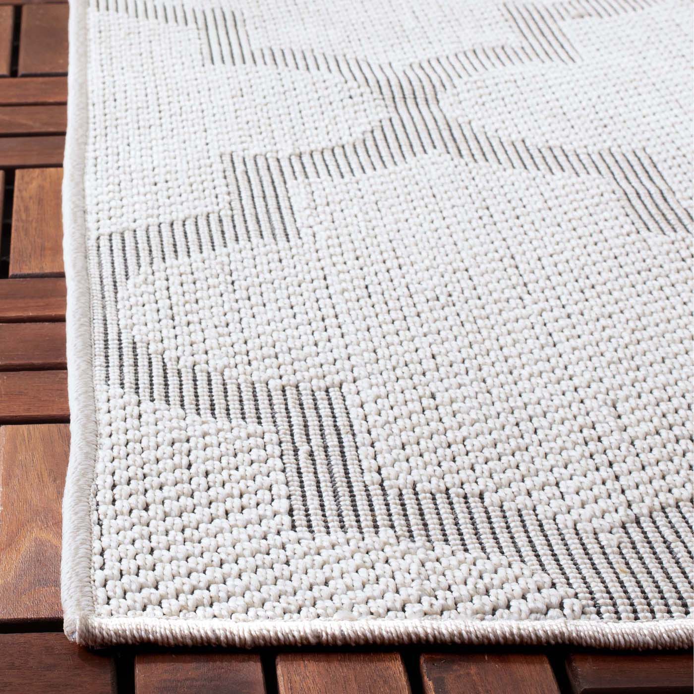 Safavieh Bermuda 804 Rug, BMU804 - Ivory / Light Grey