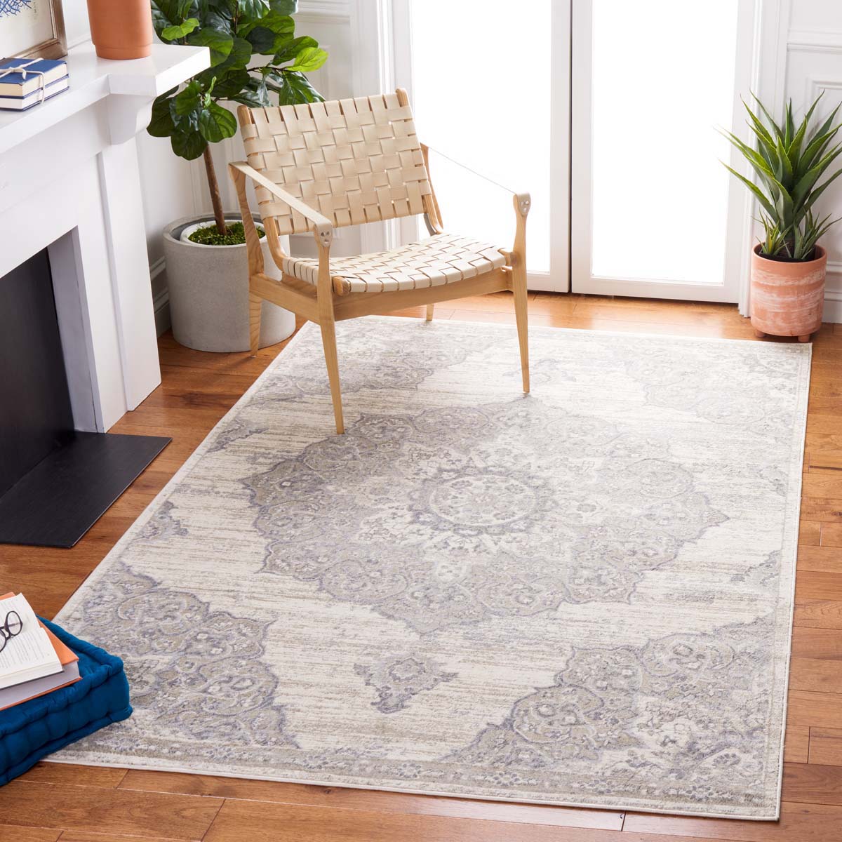 Safavieh Brentwood 802 Rug, White, BNT802 - Ivory / Beige