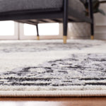 Safavieh Brentwood 802 Rug, White, BNT802 - Ivory / Black