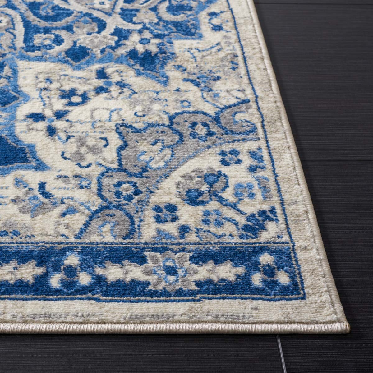 Safavieh Brentwood 802 Rug, Blue, BNT802 - Ivory / Navy