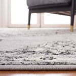 Safavieh Brentwood 802 Rug, Black, BNT802 - Silver / Black