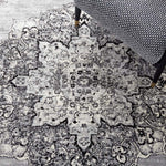 Safavieh Brentwood 802 Rug, Black, BNT802 - Silver / Black