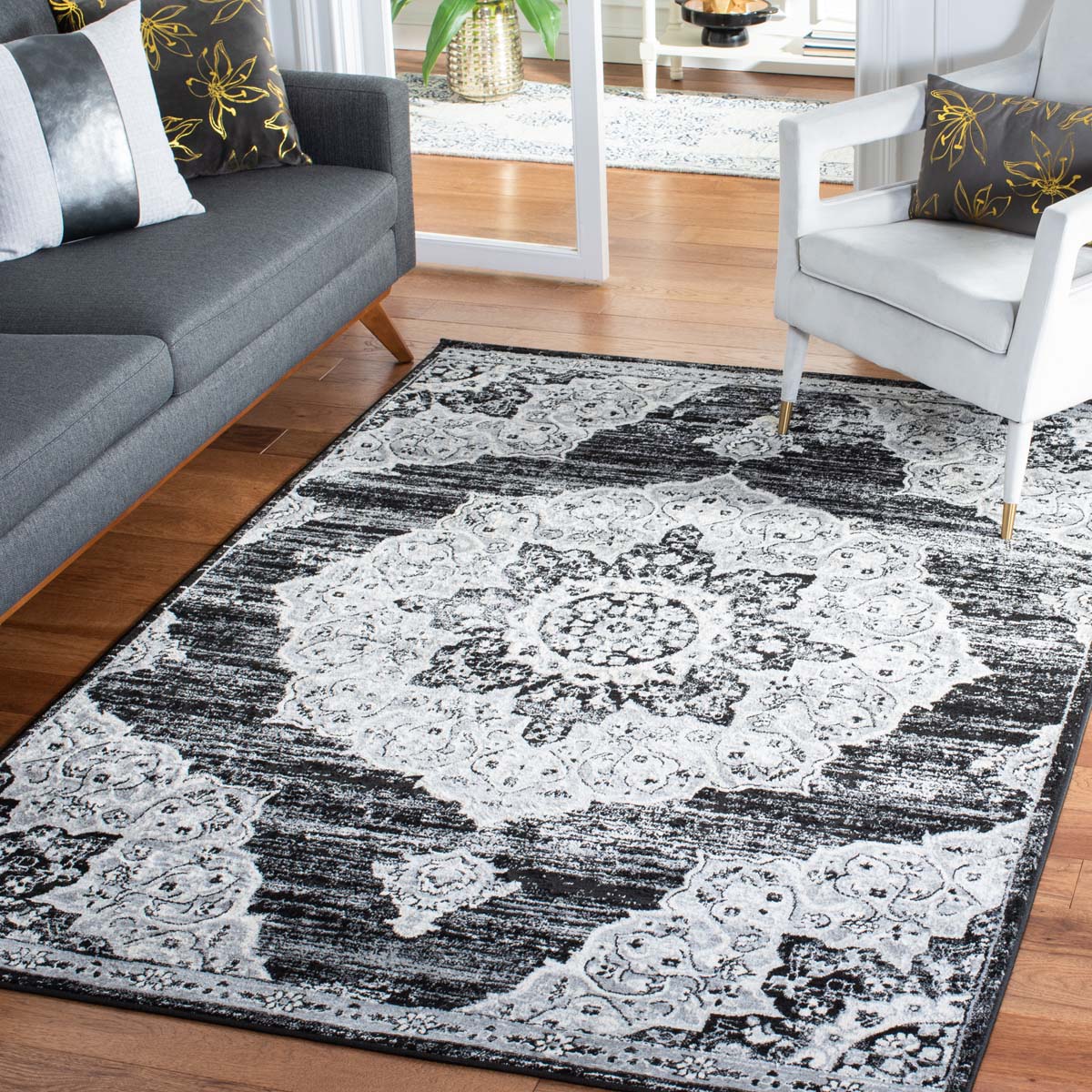 Safavieh Brentwood 802 Rug, Black, BNT802 - Black / Grey