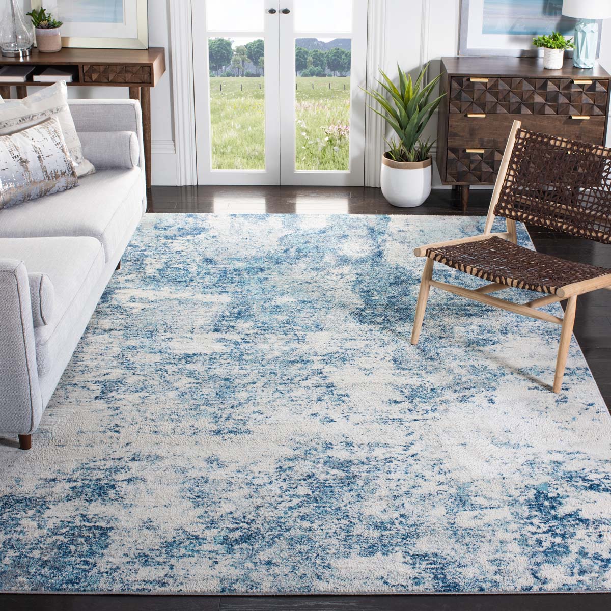 Safavieh Brentwood 822 Rug, Blue, BNT822 - Ivory / Navy