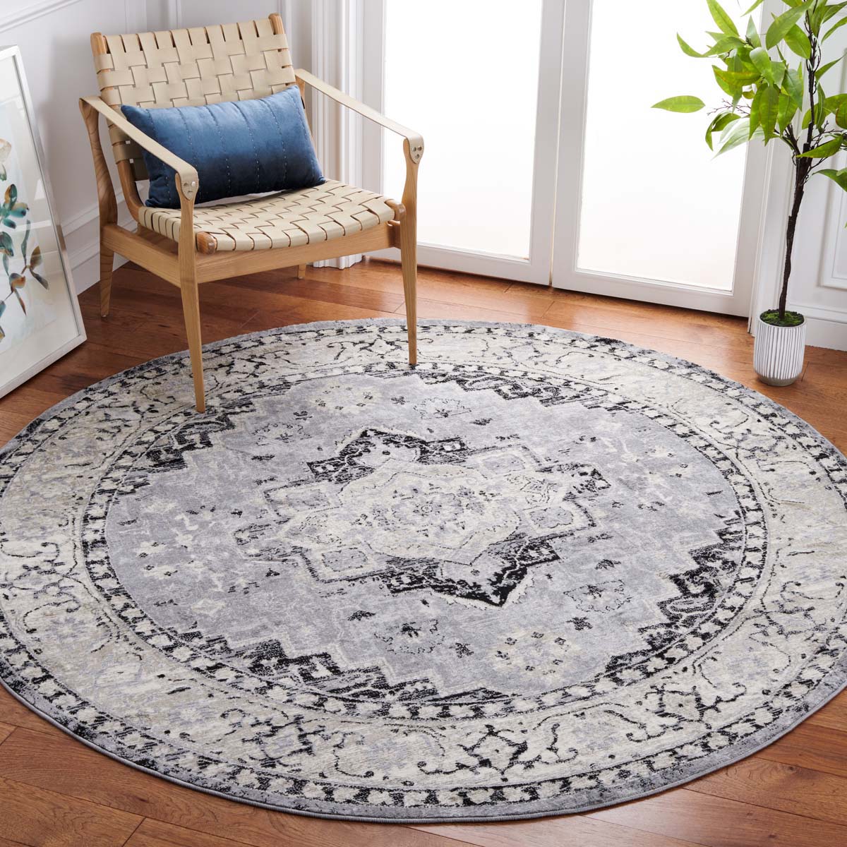 Safavieh Brentwood 851 Rug, Black, BNT851 - Silver / Black