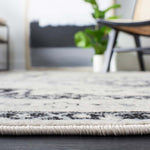 Safavieh Brentwood 852 Rug, Black, BNT852 - Ivory / Black