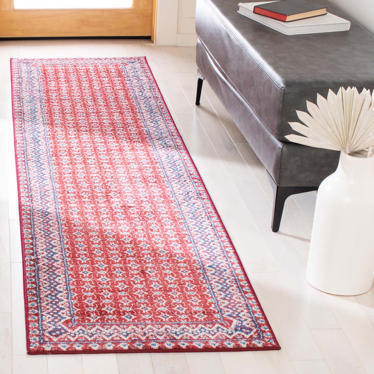 Safavieh Brentwood 899 Rug, White, BNT899 - Red / Ivory