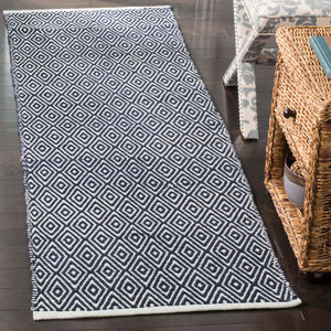 Safavieh Boston 682 Rug, BOS682