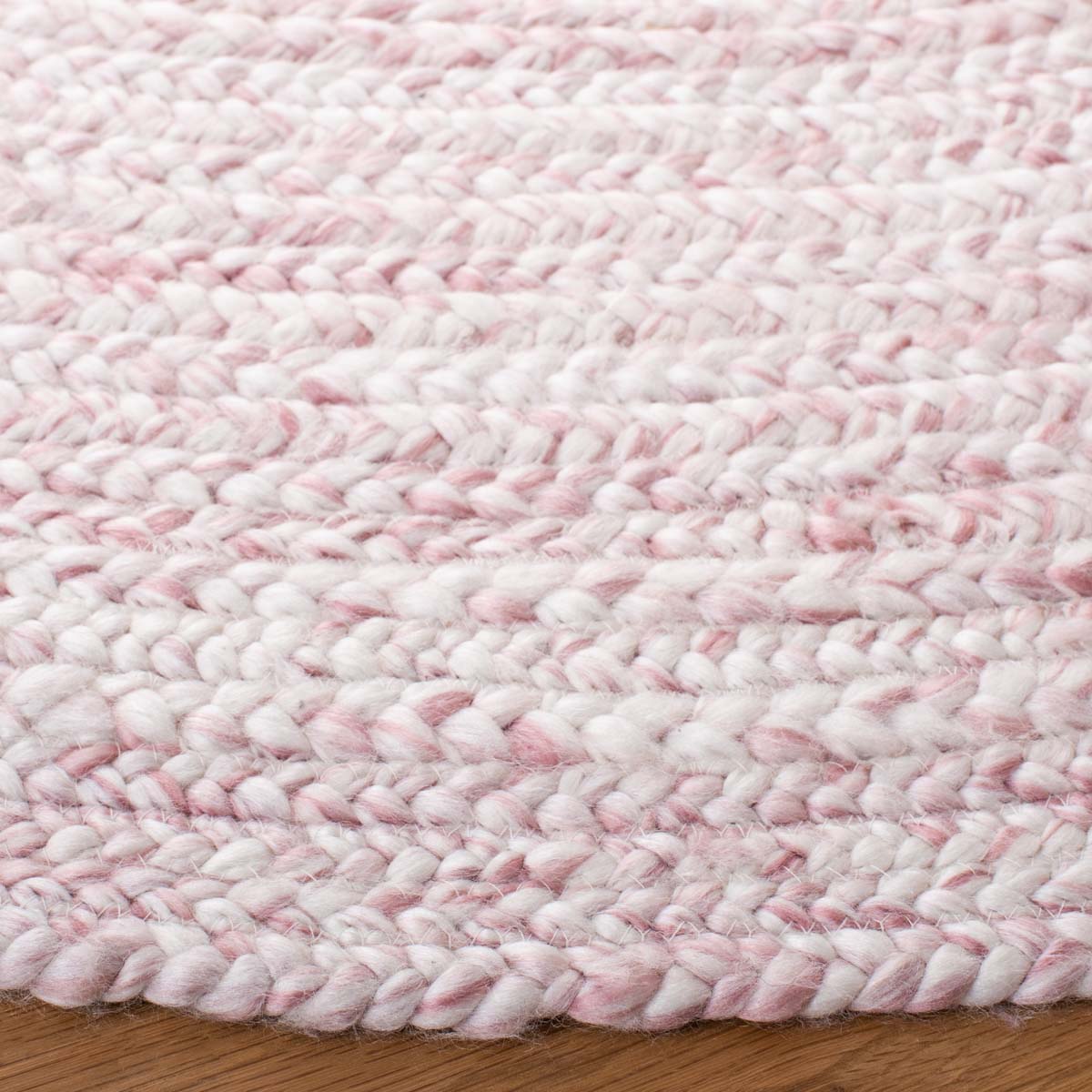 Safavieh Braided 271 Rug, BRD271 - Ivory / Pink