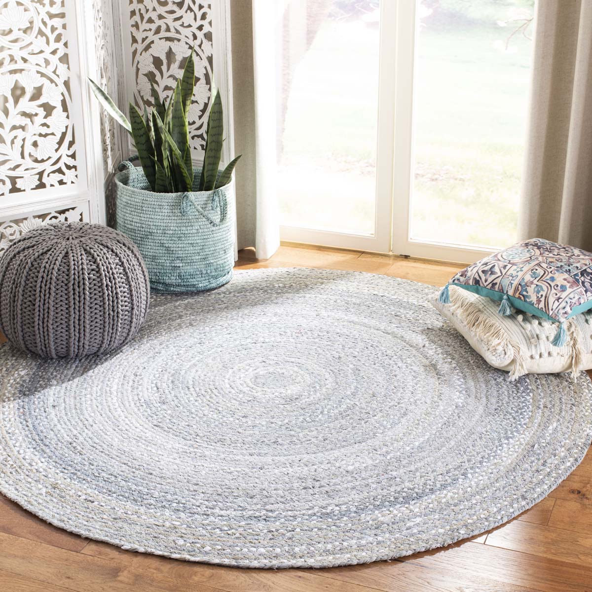 Safavieh Braided 452 Rug, BRD452 - Light Grey