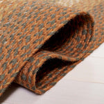 Safavieh Braided 652 Rug, BRD652 - Ivory / Green