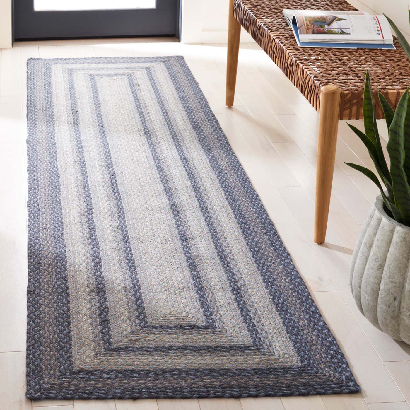 Safavieh Braided 652 Rug, BRD652 - Grey / Blue