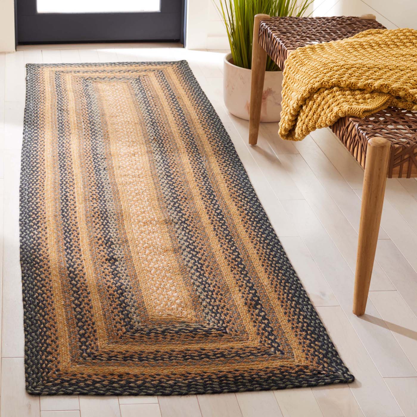 Safavieh Braided 652 Rug, BRD652 - Natural / Sage