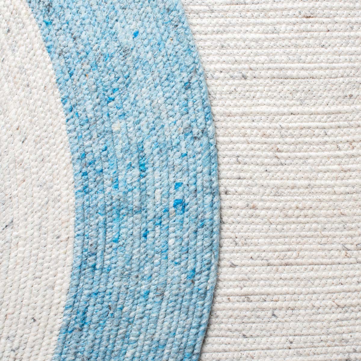 Safavieh Braided 902 Rug, BRD902 - Ivory / Blue