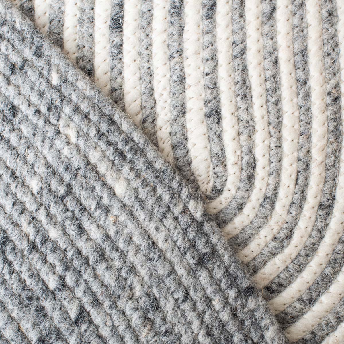 Safavieh Braided 904 Rug, BRD904 - Grey / Ivory