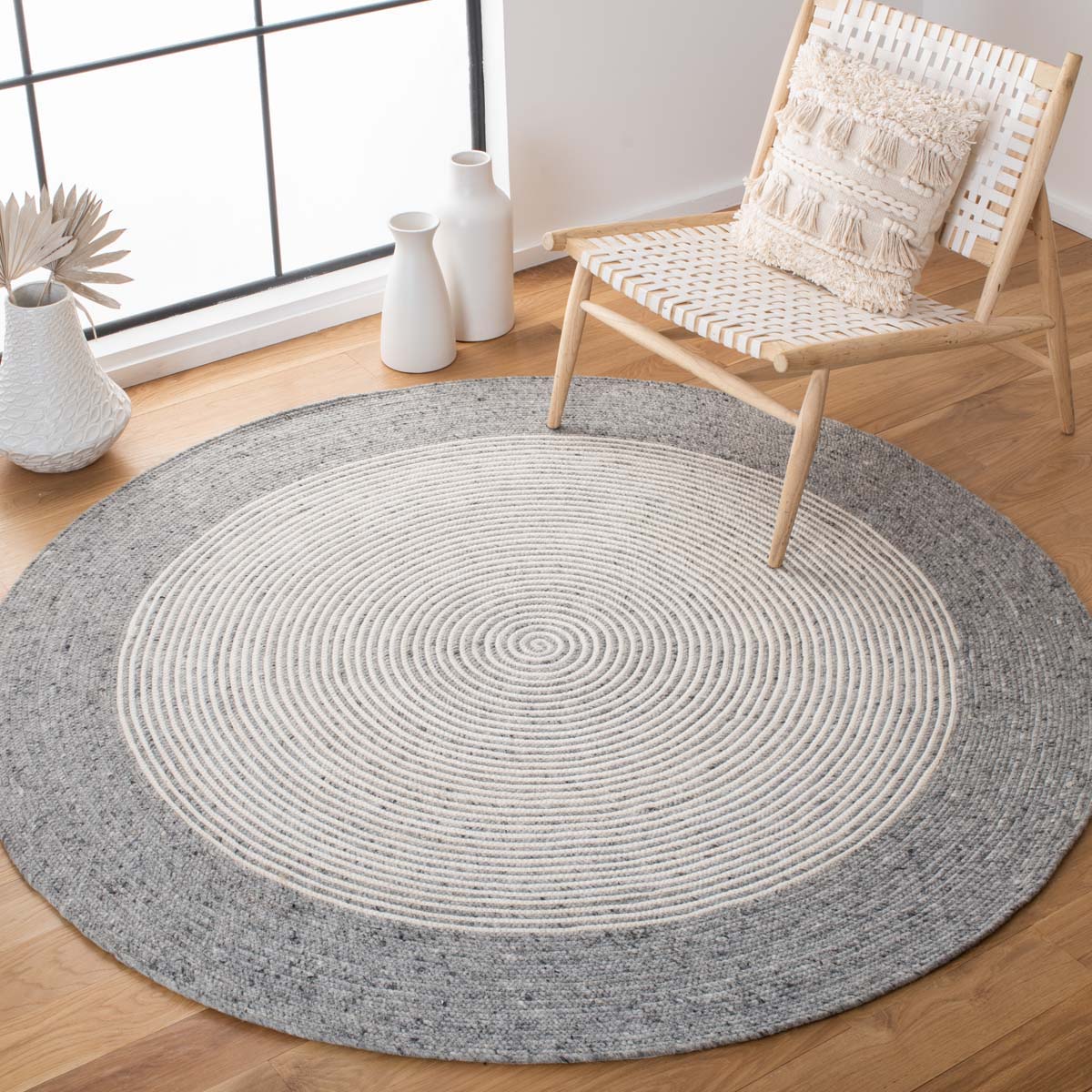 Safavieh Braided 904 Rug, BRD904 - Grey / Ivory