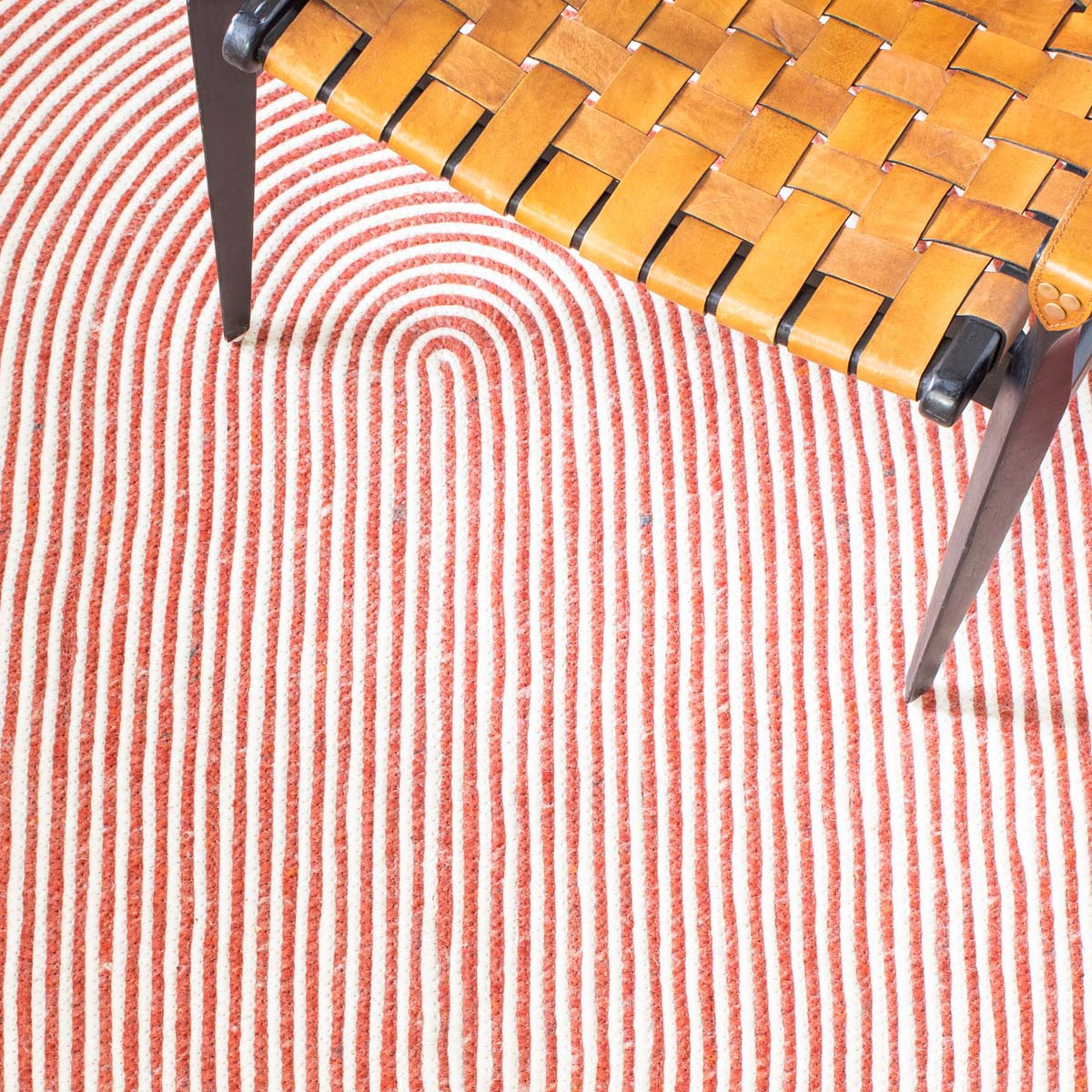 Safavieh Braided 904 Rug, BRD904 - Red / Ivory